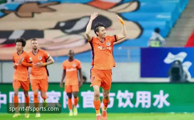 青岛海牛3-1终结对海港7连败，非凡体育见证13年等待的胜利